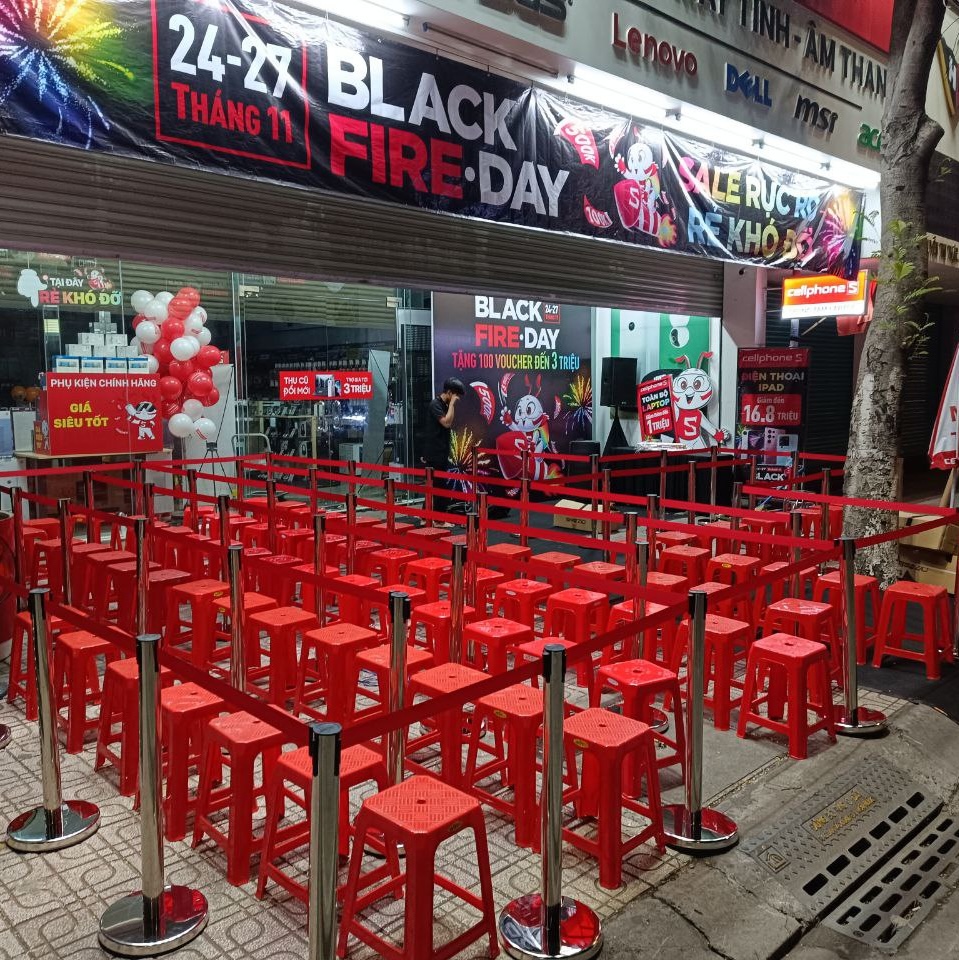 Cho Thuê Cột Chắn Inox Dây Kéo