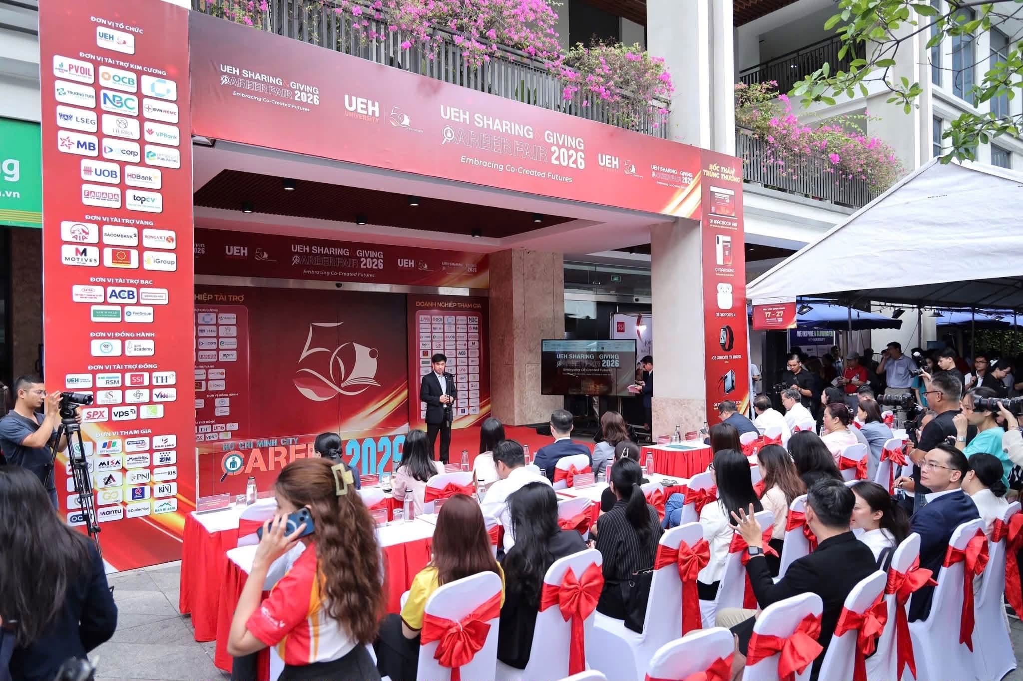 UEH Sharing & Giving - Career Fair 2026