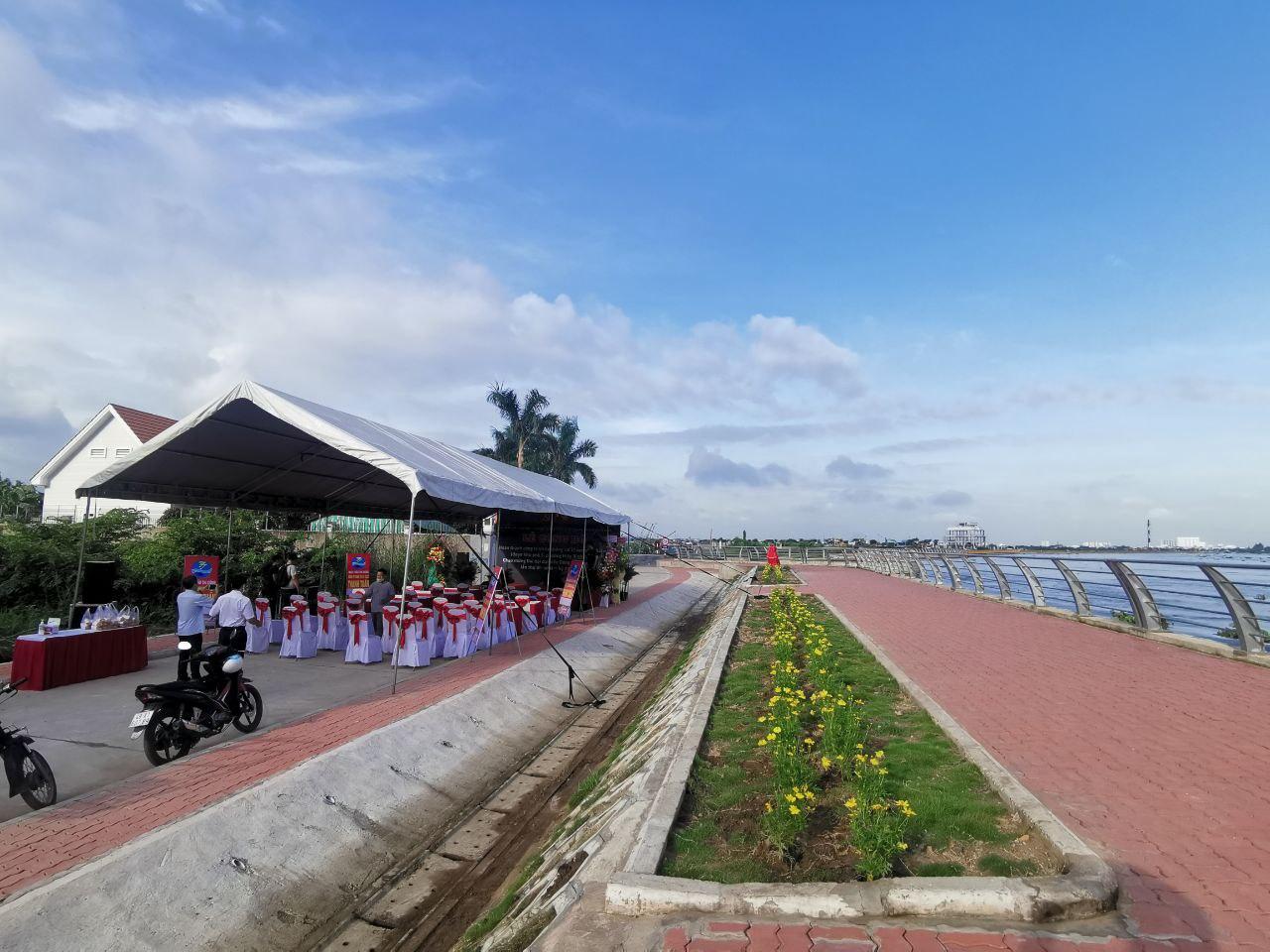 Cho thuê bàn ghế
